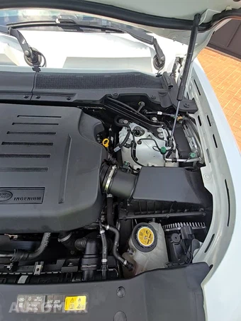 2024 Land Rover Defender 130 X-Dynamic SE - miniatura 25