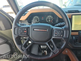 2024 Land Rover Defender 130 X - miniatura 10