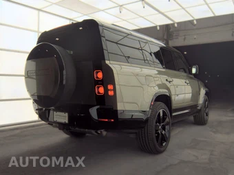 2024 Land Rover Defender 130 X - miniatura 4