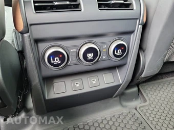 2024 Land Rover Defender 130 X - miniatura 15
