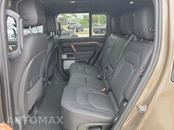 2024 Land Rover Defender 130 X - miniatura 16