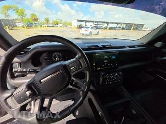 2024 Land Rover Defender 130 X - miniatura 11