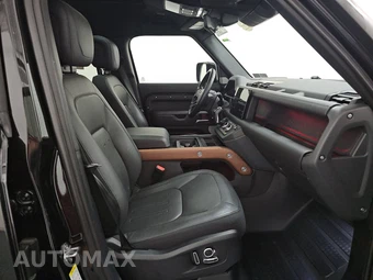 2024 Land Rover Defender 130 X - miniatura 8