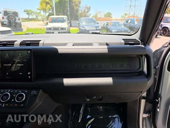 2024 Land Rover Defender 130 X - miniatura 17