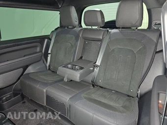 2024 Land Rover Defender 90 V8 - miniatura 13
