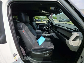 2024 Land Rover Defender 90 X-Dynamic SE - miniatura 18