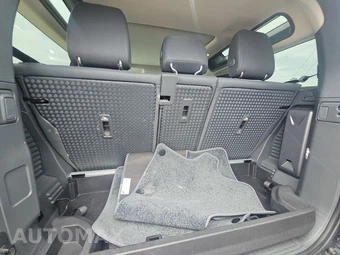 2024 Land Rover Defender 90 X-Dynamic SE - miniatura 15
