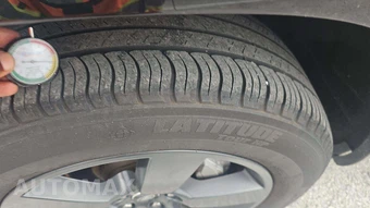 2024 Land Rover Defender 90 X-Dynamic SE - miniatura 24