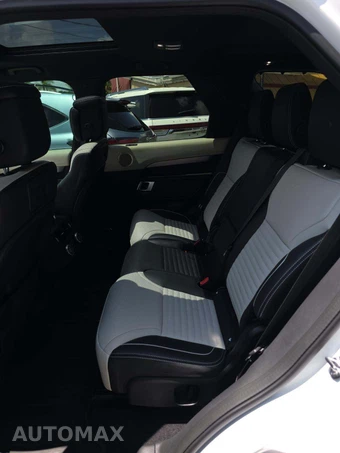 2024 Land Rover Discovery Dynamic SE - miniatura 13