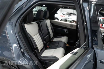 2024 Land Rover Discovery Dynamic SE - miniatura 11
