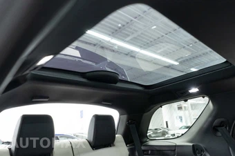 2024 Land Rover Discovery Dynamic SE - miniatura 14