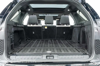 2024 Land Rover Discovery Dynamic SE - miniatura 36