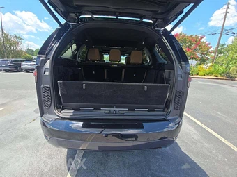 2024 Land Rover Discovery Dynamic SE - miniatura 14