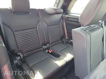 2024 Land Rover Discovery Metropolitan Edition – miniatura 14