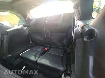 2024 Land Rover Discovery Metropolitan Edition - miniatura 11