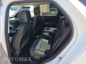 2024 Land Rover Discovery S - miniatura 13
