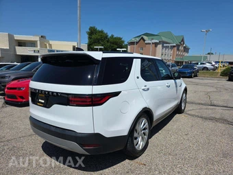 2024 Land Rover Discovery S - miniatura 3