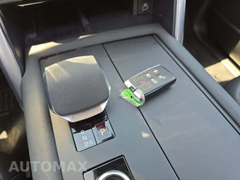 2024 Land Rover Discovery S – miniatura 5