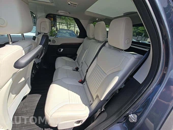 2024 Land Rover Discovery S – miniatura 13