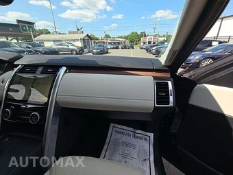 2024 Land Rover Discovery S – miniatura 20