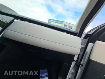 2024 Land Rover Discovery Sport S - miniatura 16