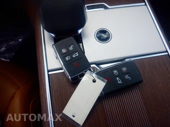 2024 Land Rover Range Rover Autobiography - miniatura 9