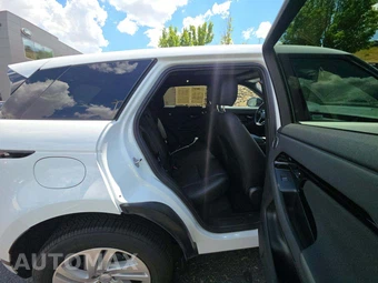 2024 Land Rover Range Rover Evoque S – miniatura 13