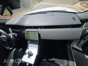 2024 Land Rover Range Rover Evoque S – miniatura 16
