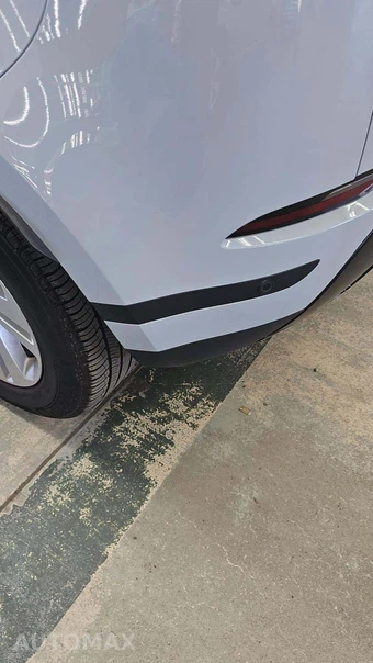 2024 Land Rover Range Rover Evoque S – miniatura 27