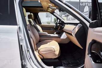 2024 Land Rover Range Rover SE LWB w/7-Passenger Seating - miniatura 21