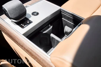 2024 Land Rover Range Rover SE LWB w/7-Passenger Seating - miniatura 65