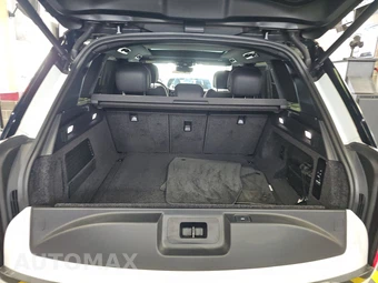 2024 Land Rover Range Rover SE – miniatura 16