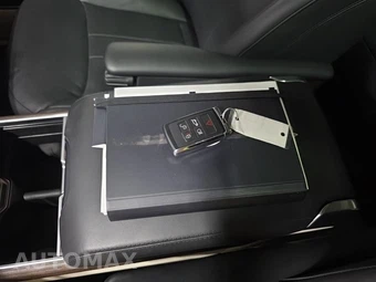 2024 Land Rover Range Rover SE – miniatura 22