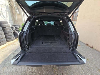 2024 Land Rover Range Rover SE – miniatura 14