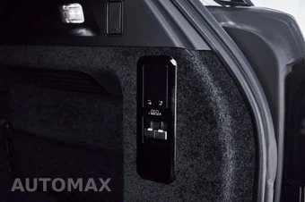 2024 Land Rover Range Rover SE - miniatura 12