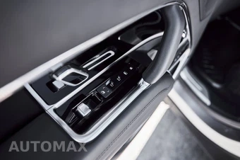 2024 Land Rover Range Rover SE - miniatura 41