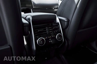 2024 Land Rover Range Rover SE - miniatura 43