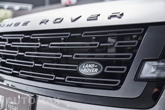 2024 Land Rover Range Rover SE - miniatura 9