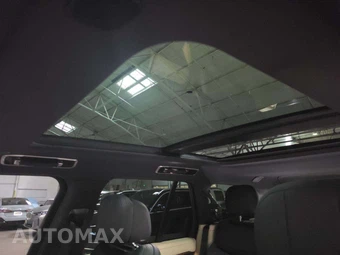 2024 Land Rover Range Rover SE - miniatura 8