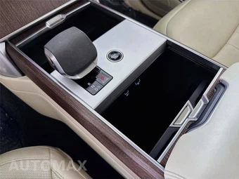 2024 Land Rover Range Rover SE - miniatura 20