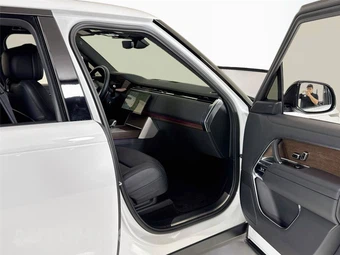 2024 Land Rover Range Rover SE - miniatura 32