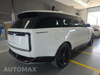 2024 Land Rover Range Rover SE – miniatura 4
