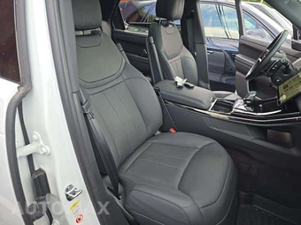 2024 Land Rover Range Rover Sport Dynamic SE - miniatura 18