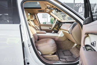 2024 Land Rover Range Rover SV - miniatura 23