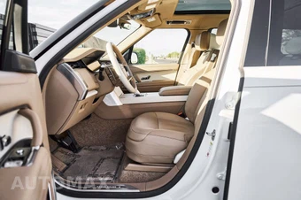 2024 Land Rover Range Rover SV - miniatura 30