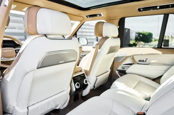 2024 Land Rover Range Rover SV - miniatura 37