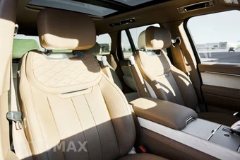 2024 Land Rover Range Rover SV - miniatura 40