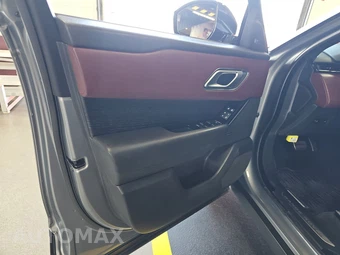 2024 Land Rover Range Rover Velar Dynamic HSE – miniatura 9