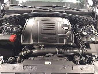 2024 Land Rover Range Rover Velar Dynamic SE – miniatura 15