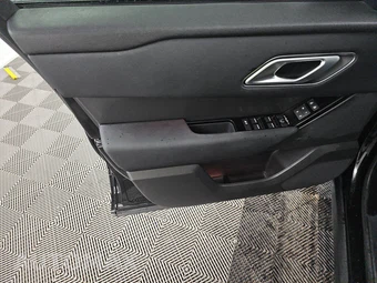 2024 Land Rover Range Rover Velar Dynamic SE – miniatura 9